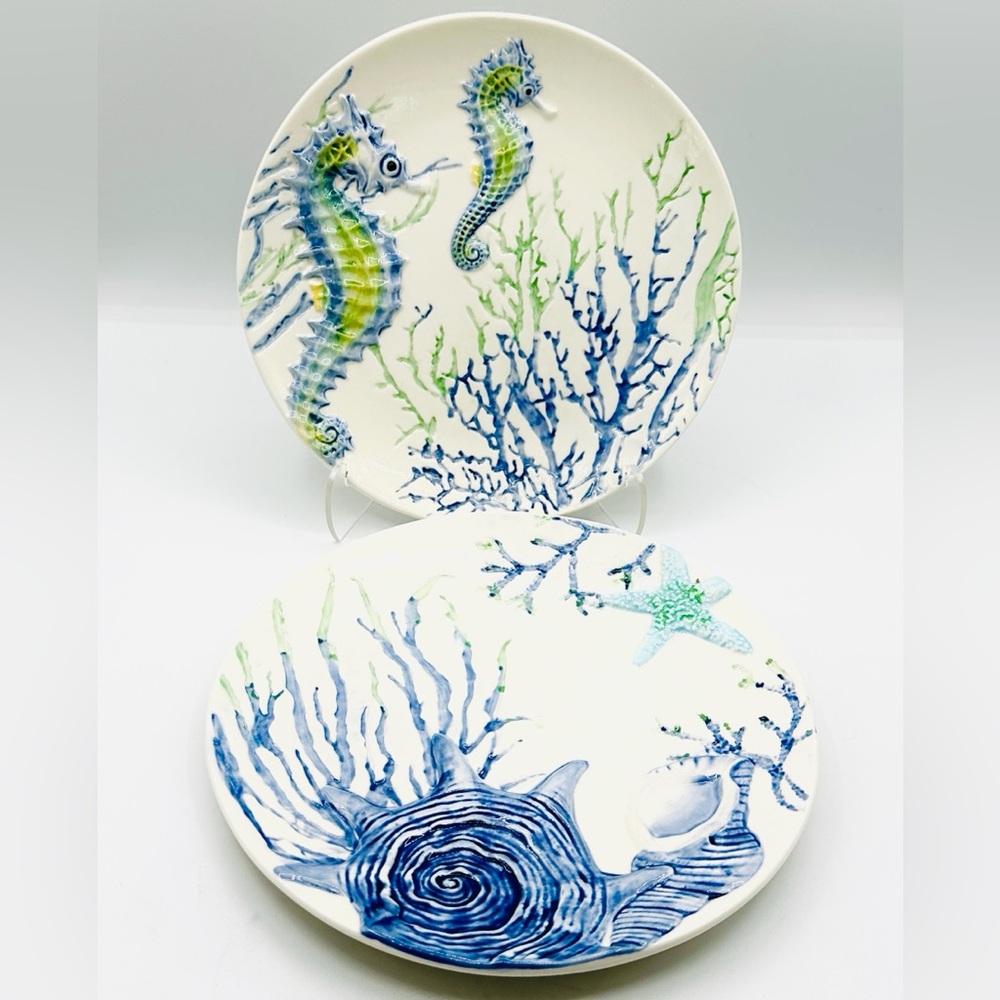 2 Cracker Barrel Seahorse, Starfish Beach Plates. 8.5” Stoneware.